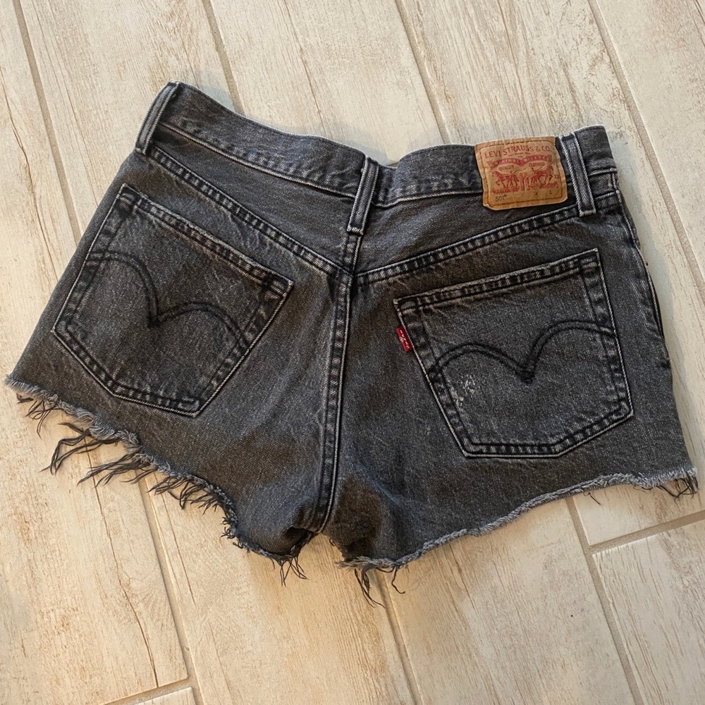 Levi’s 501 Jean shorts in black wash